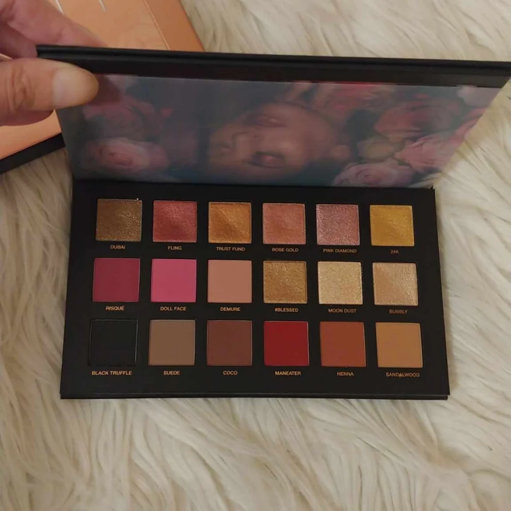💖FIRM! NWT HUDA BEAUTY ROSEGOLD REMASTERED EYESHADOW PALETTE